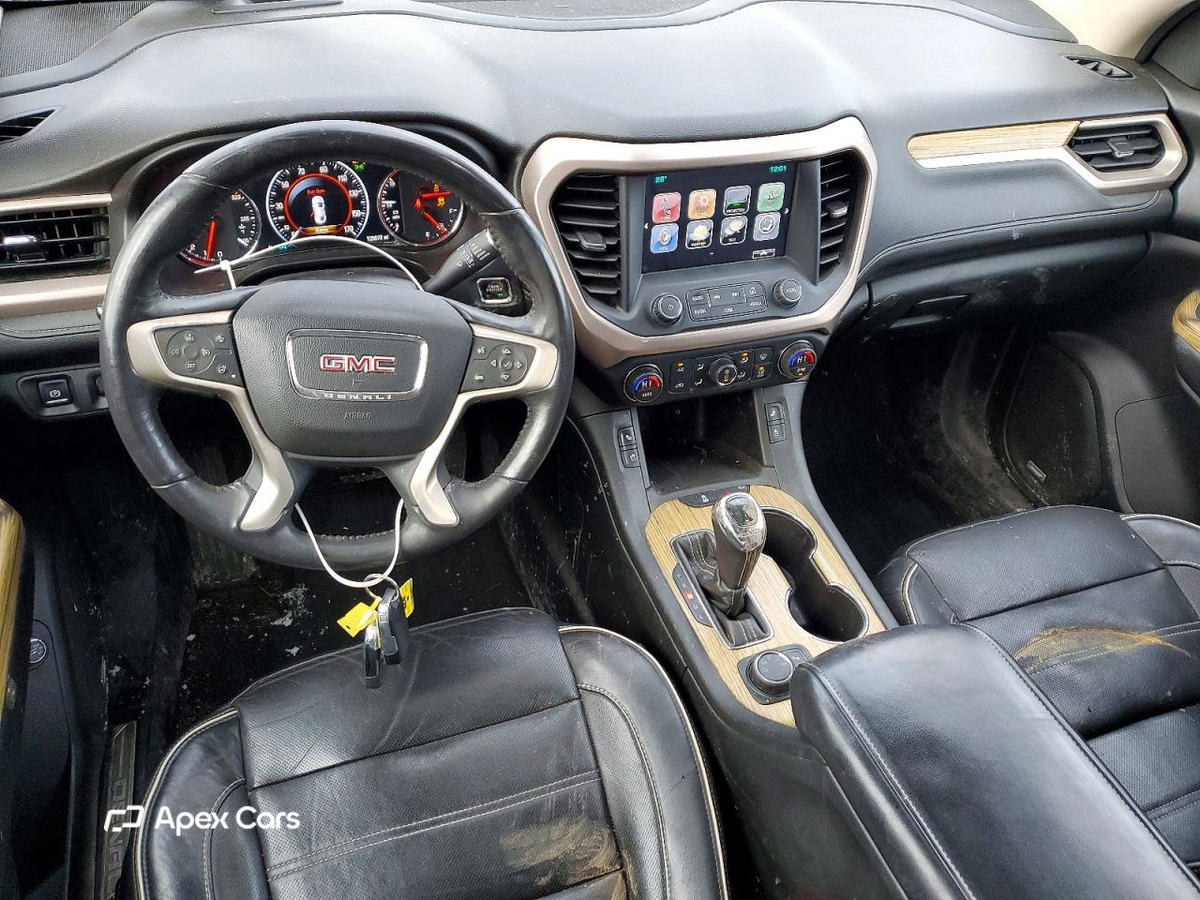 GMC Acadia 2017