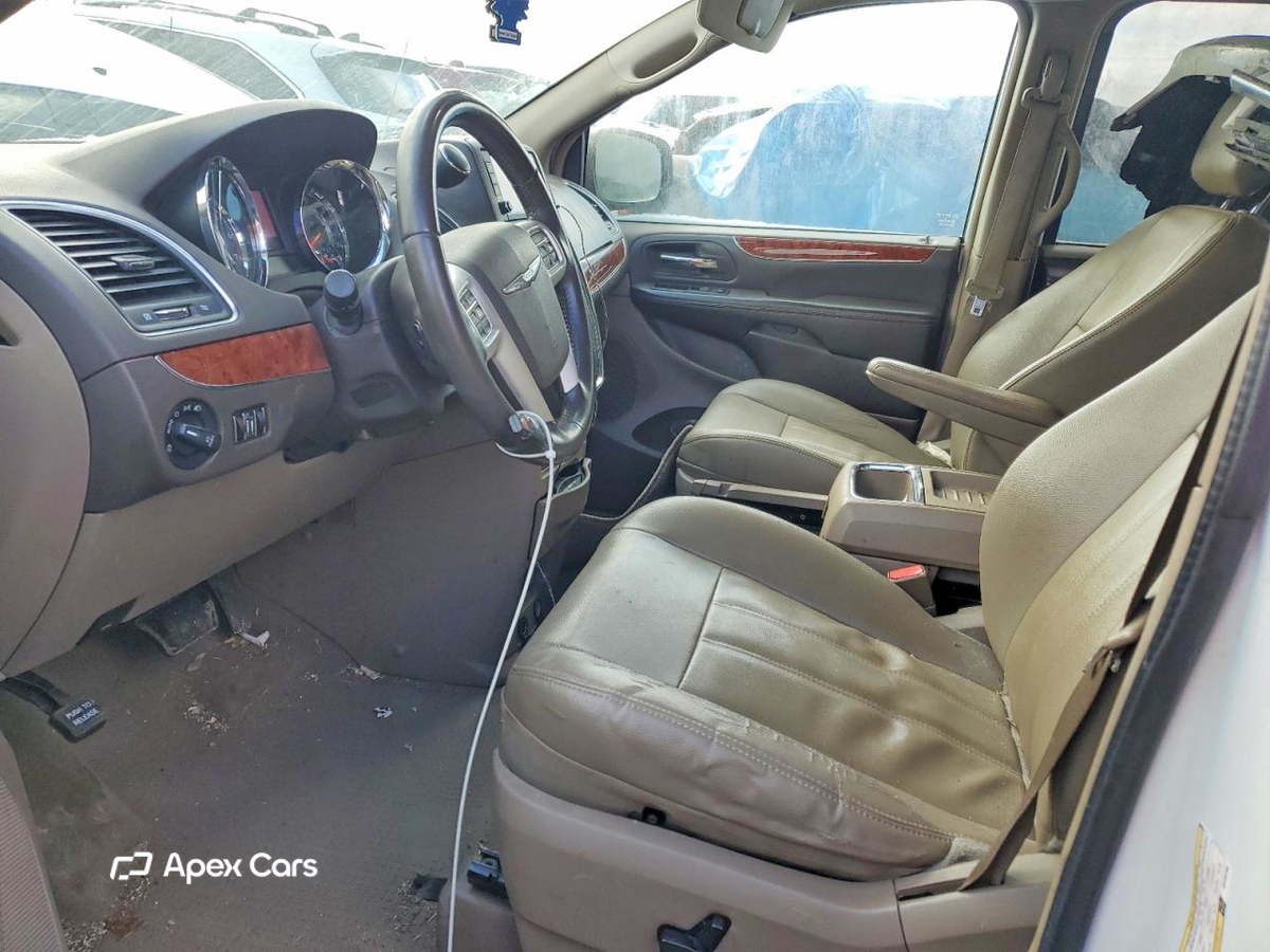 Chrysler Voyager 2016