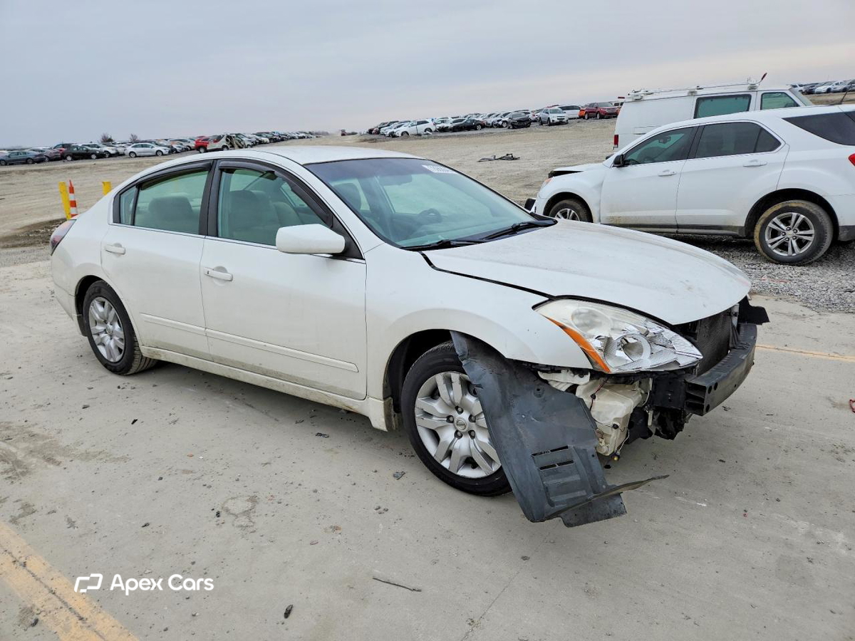 Nissan Altima 2010