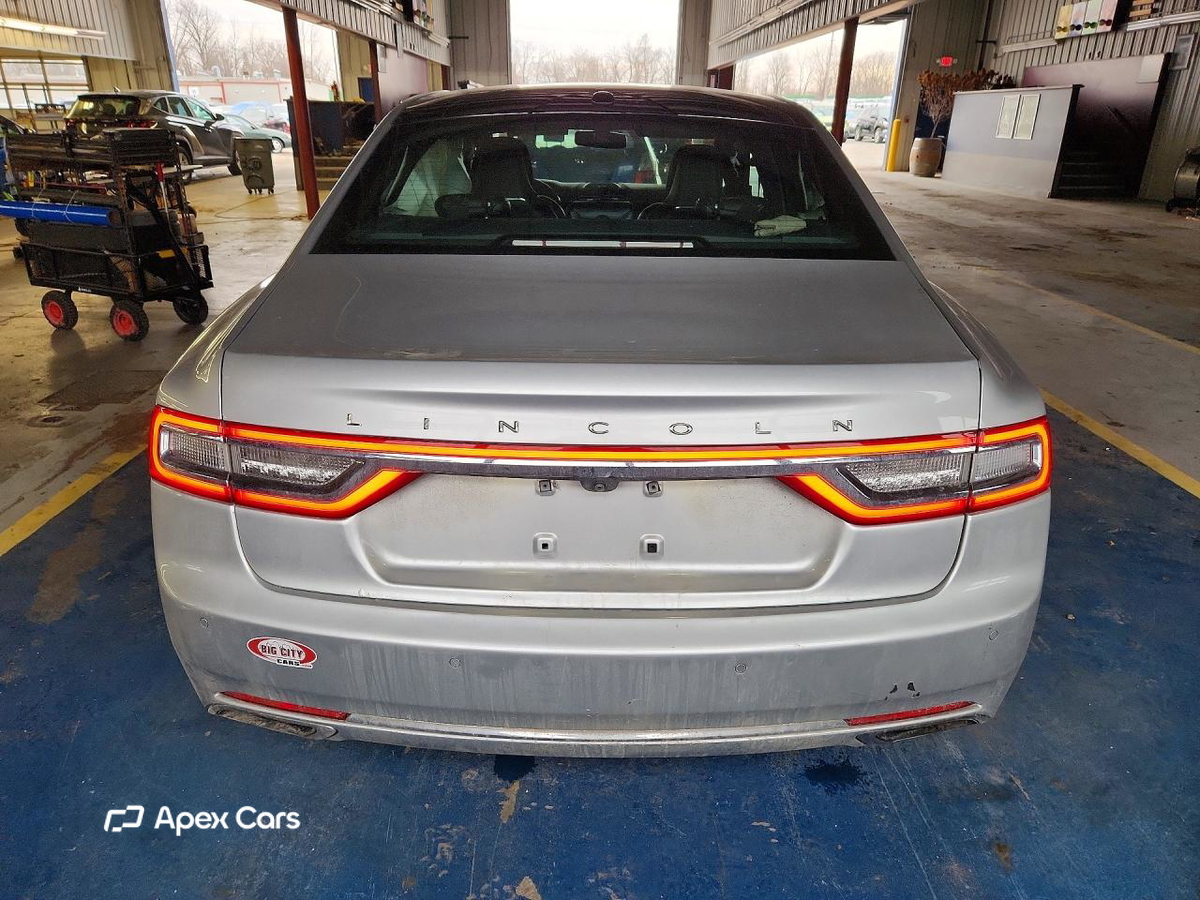 Lincoln Continental 2017