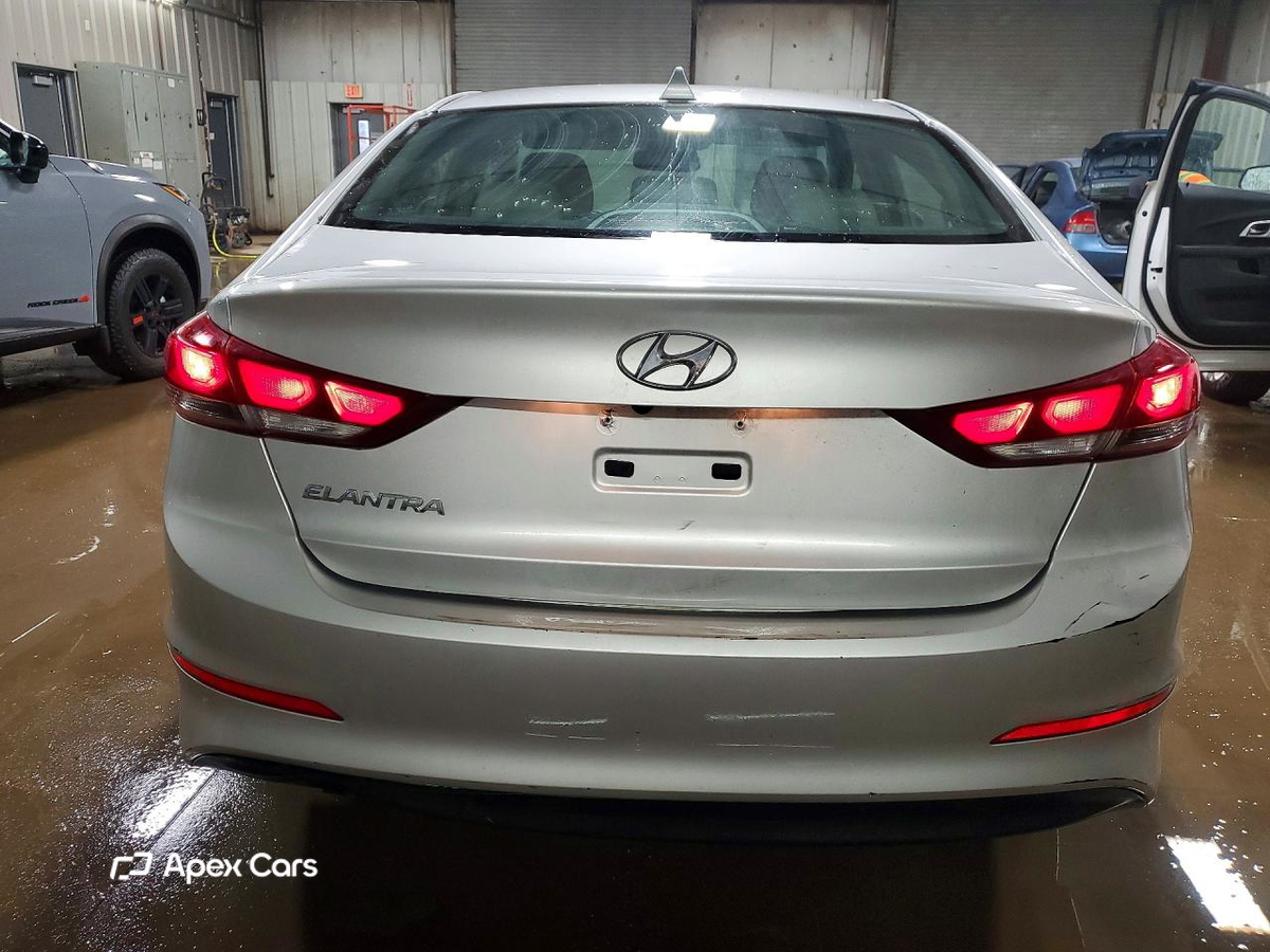 Hyundai Elantra 2018