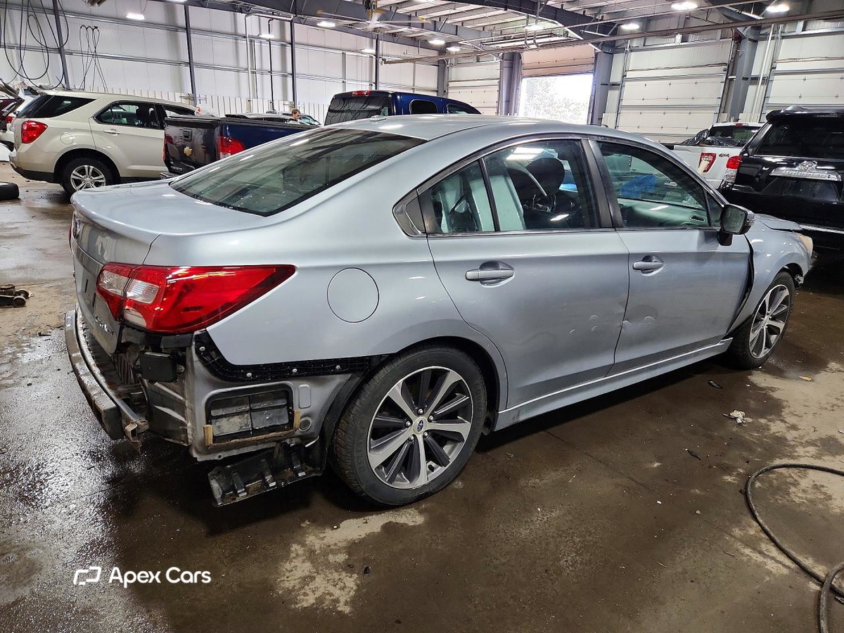 Subaru Legacy 2015