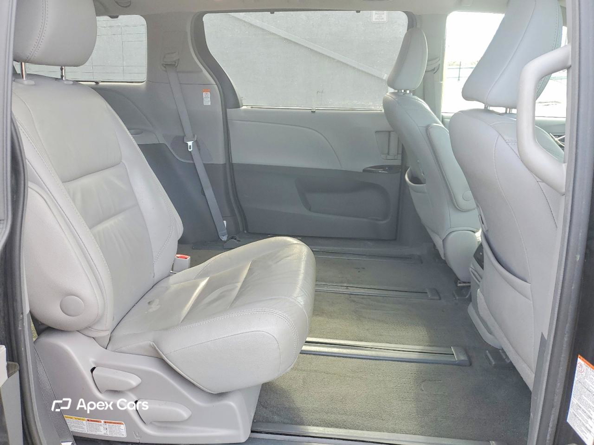 Toyota Sienna 2017
