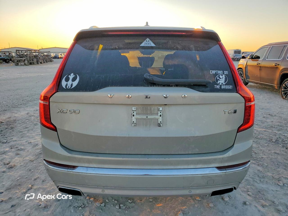 Volvo XC90 2021