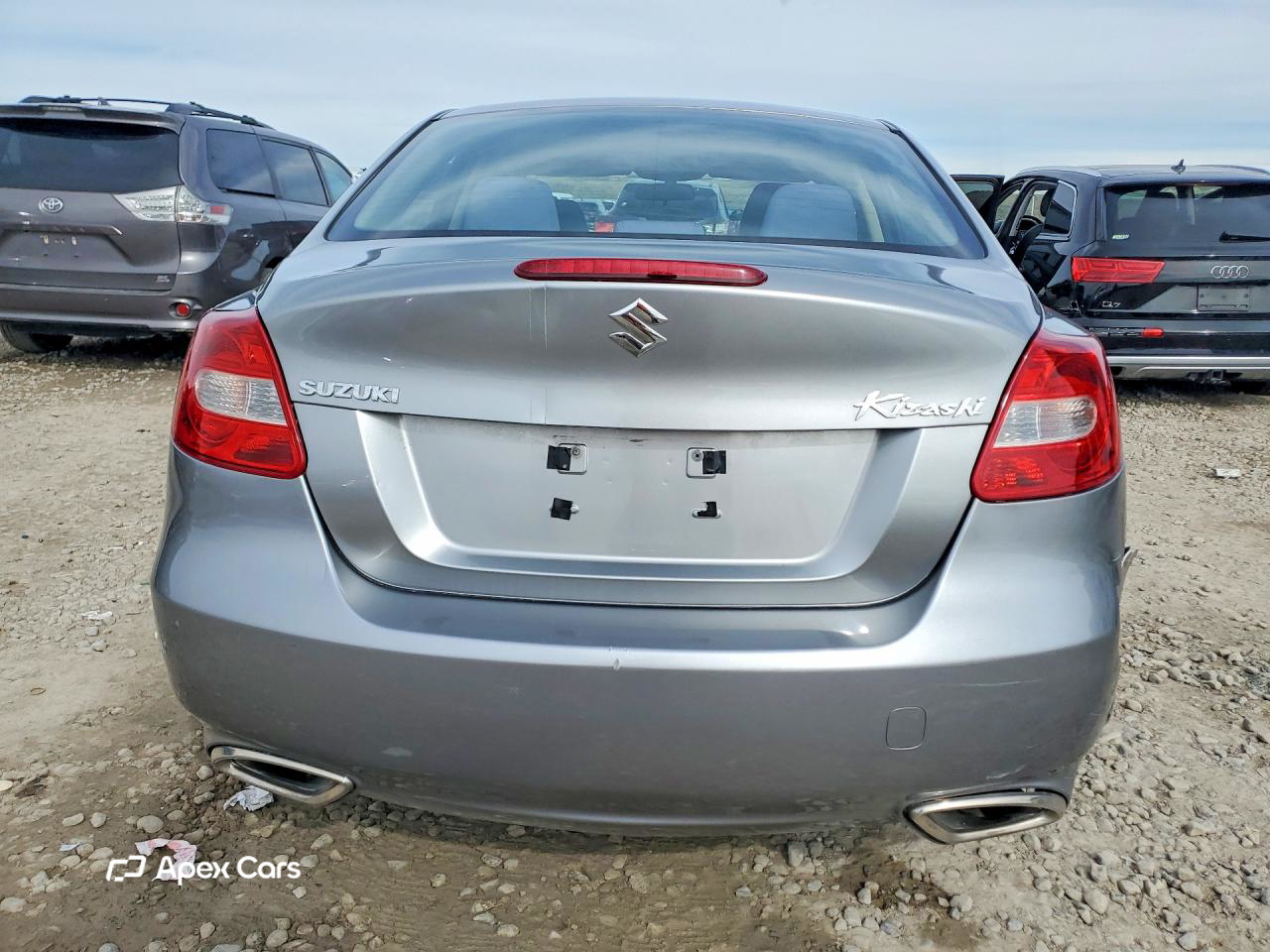 Suzuki Kizashi 2010