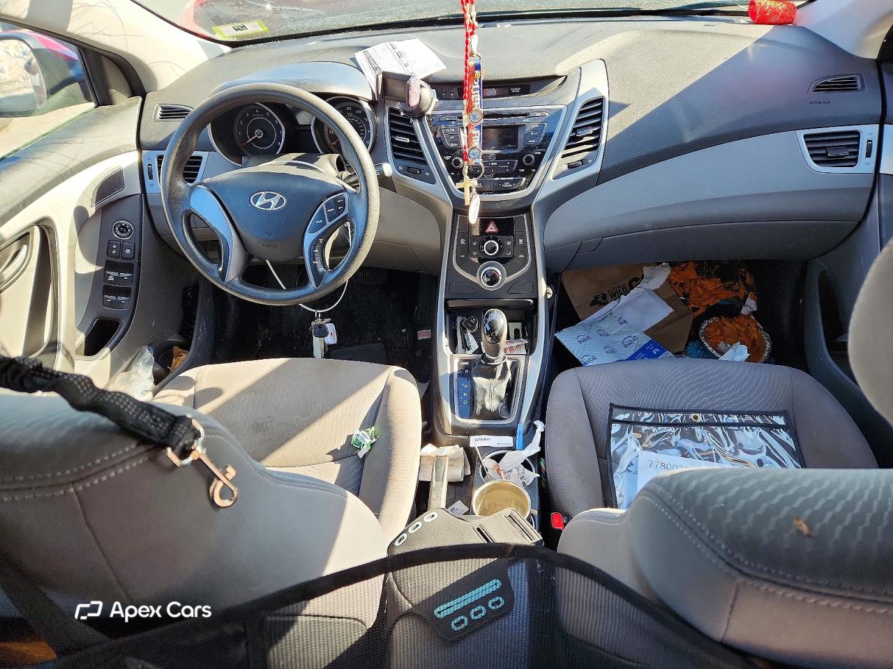 Hyundai Elantra 2015