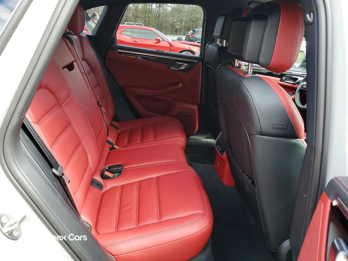 Porsche Macan 2025