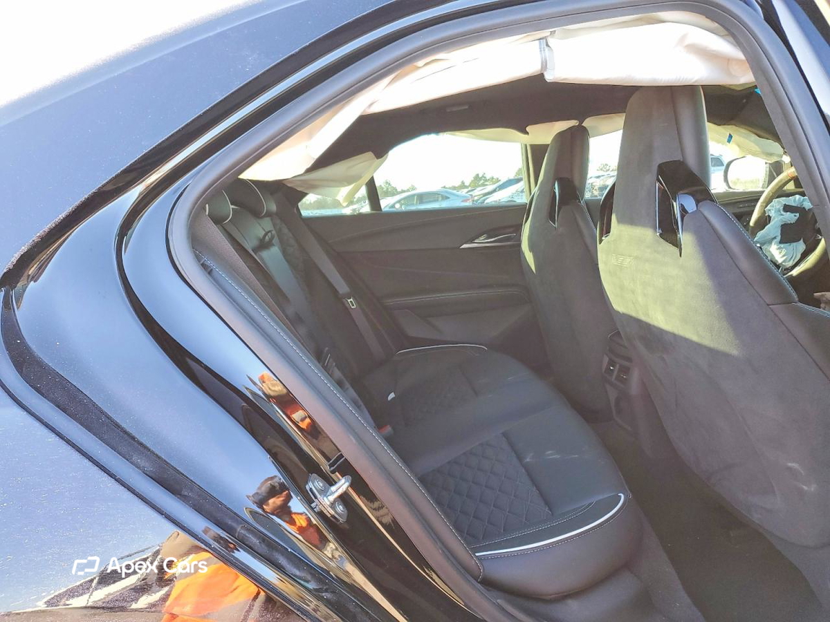 Cadillac CT4-V 2022