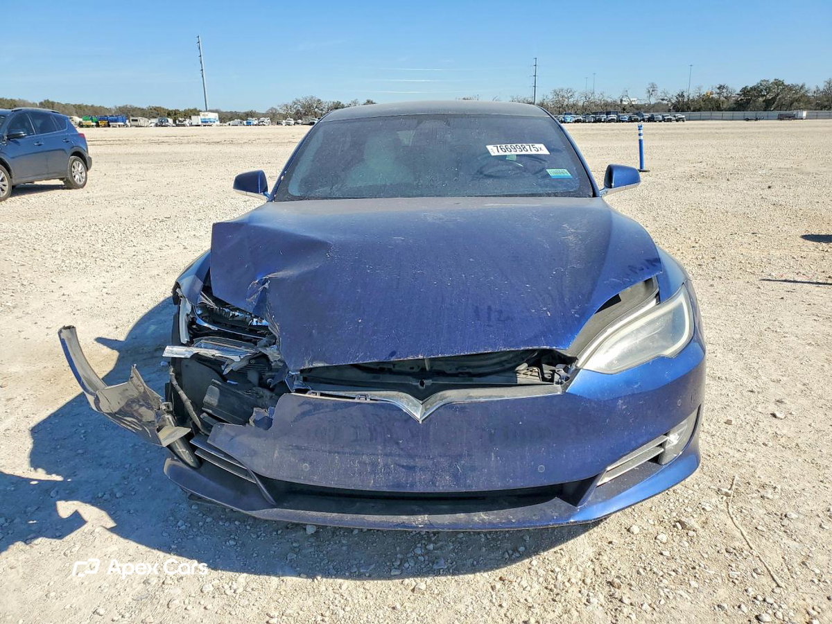 Tesla Model S 2017