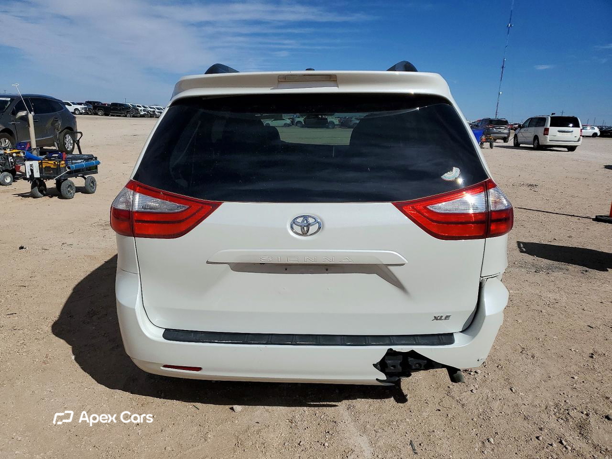 Toyota Sienna 2017