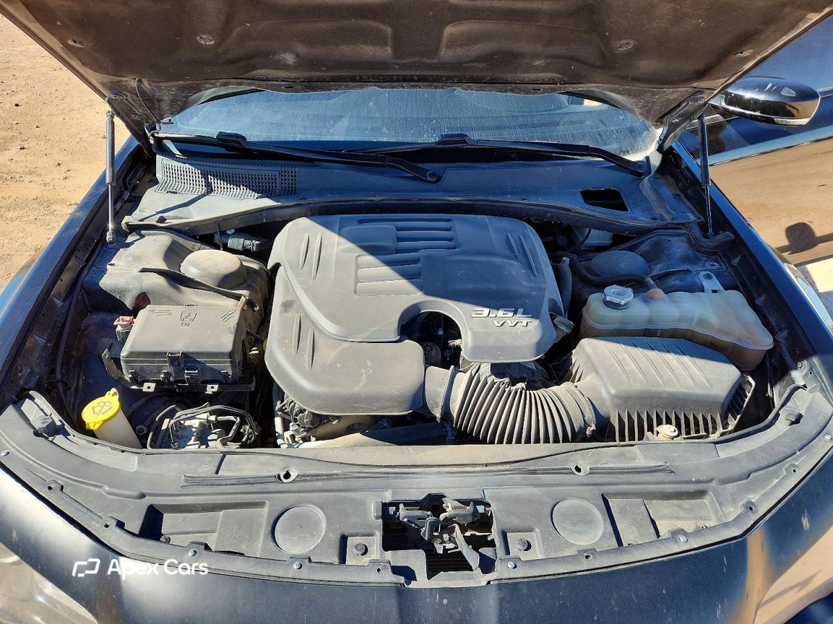Chrysler 300 2021