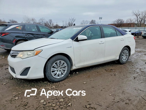Toyota Camry 2013 - Image 1 of 12