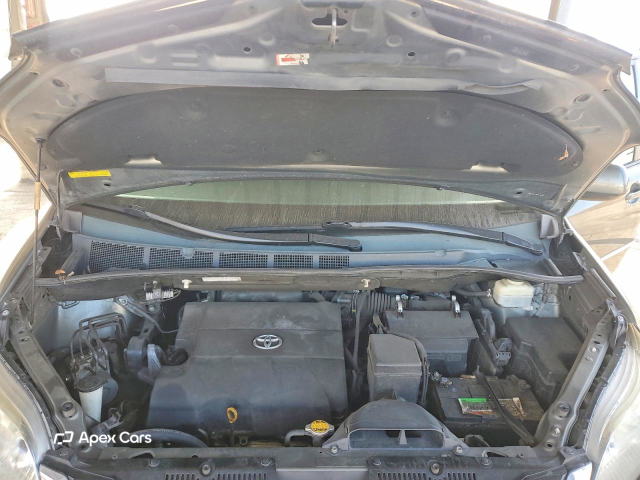 Toyota Sienna 2011