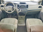 Toyota Sienna 2011