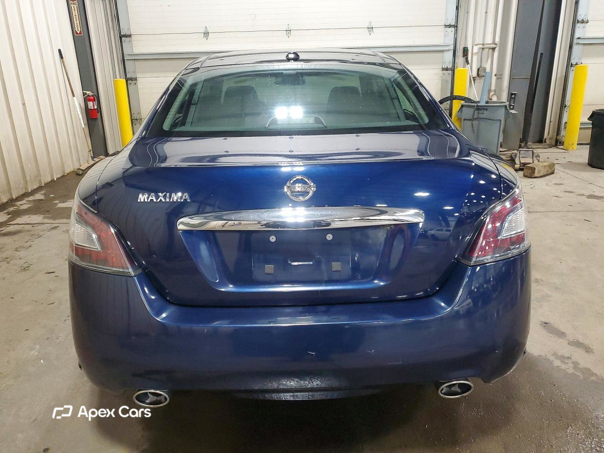 Nissan Maxima 2014