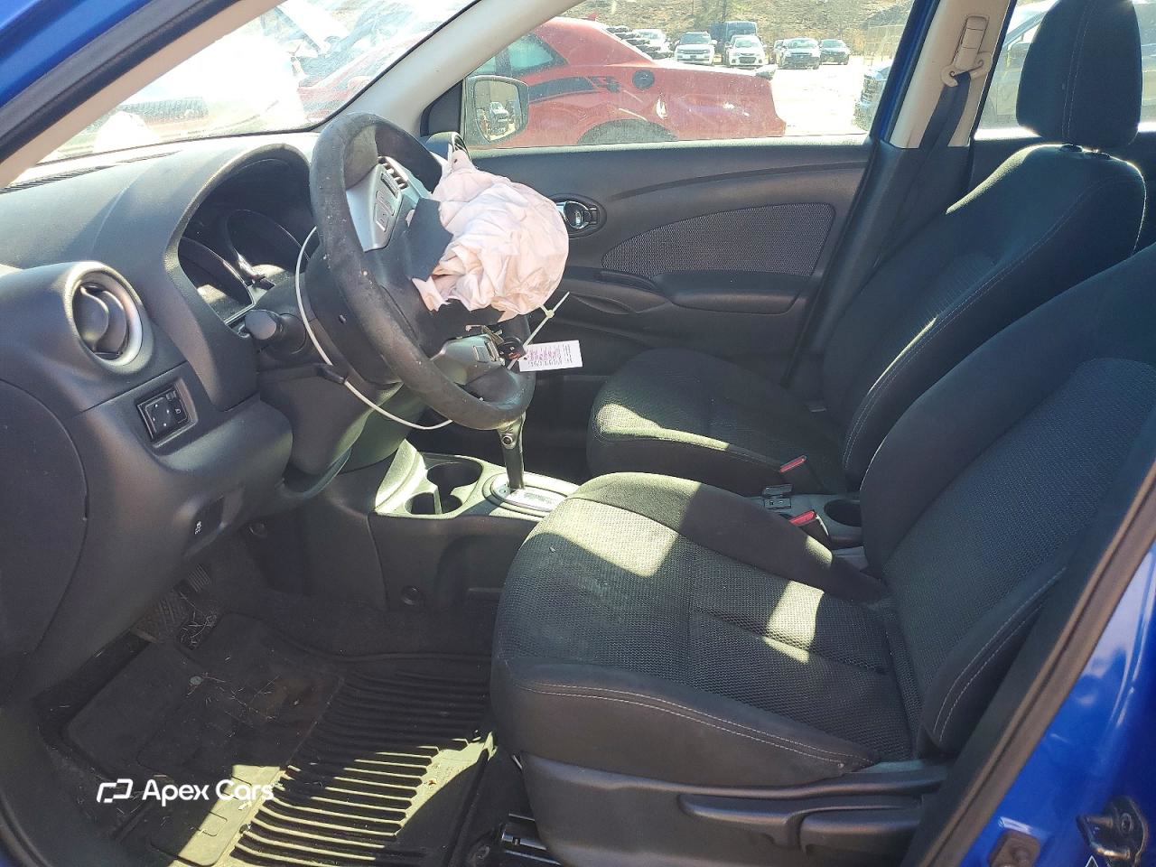 Nissan Versa 2016