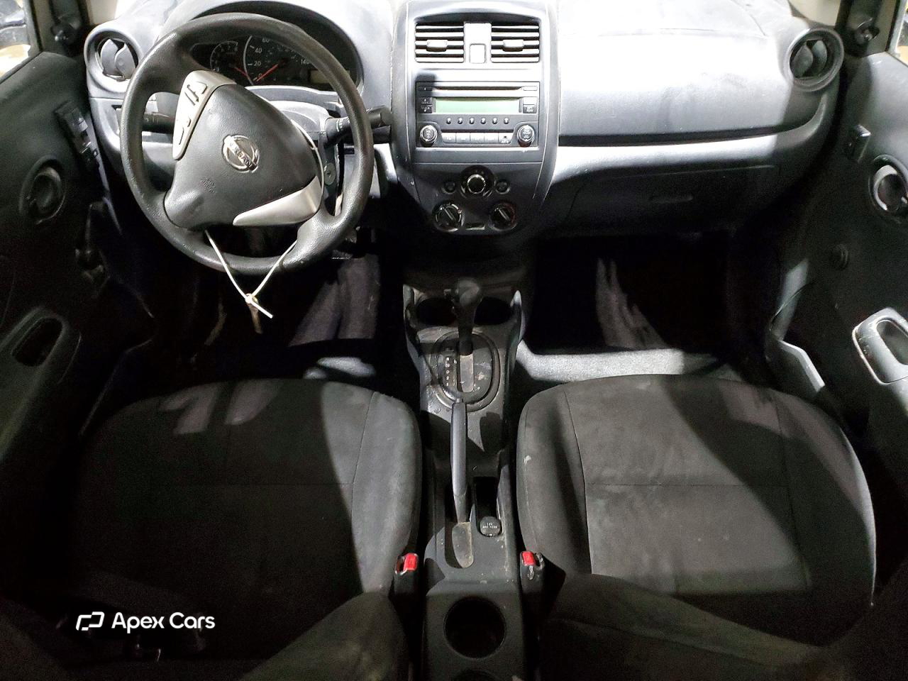 Nissan Versa 2015