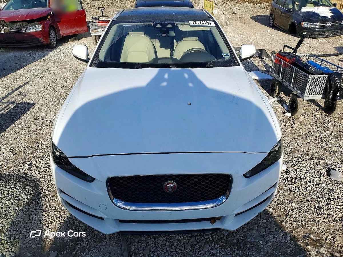 Jaguar XE 2017