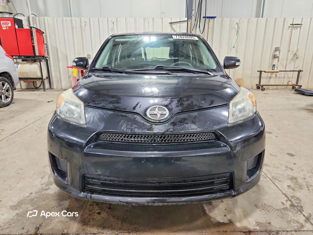 Scion xD 2010