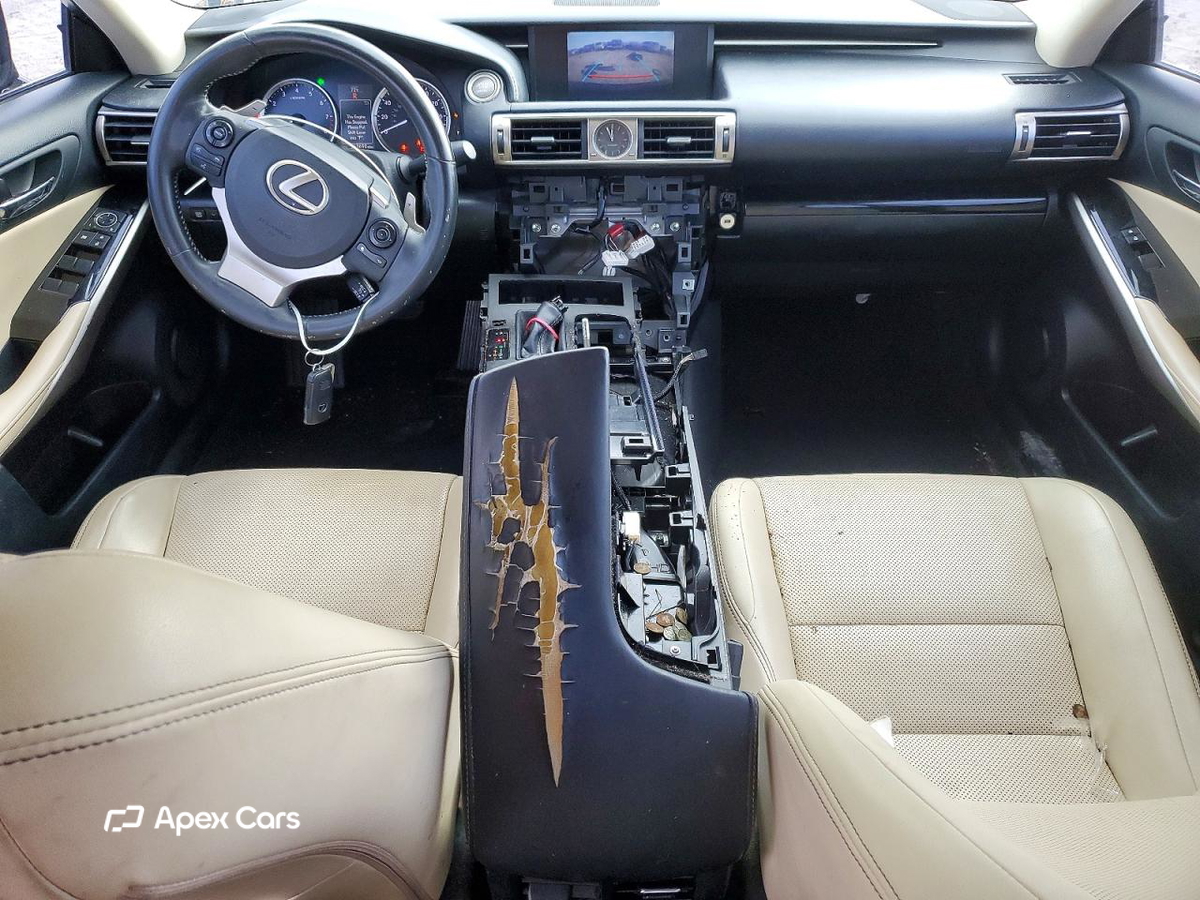 Lexus IS 2015
