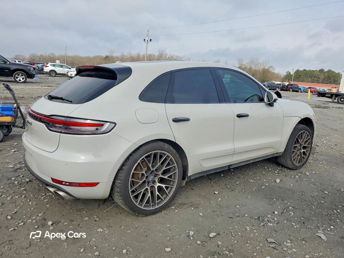 Porsche Macan 2021