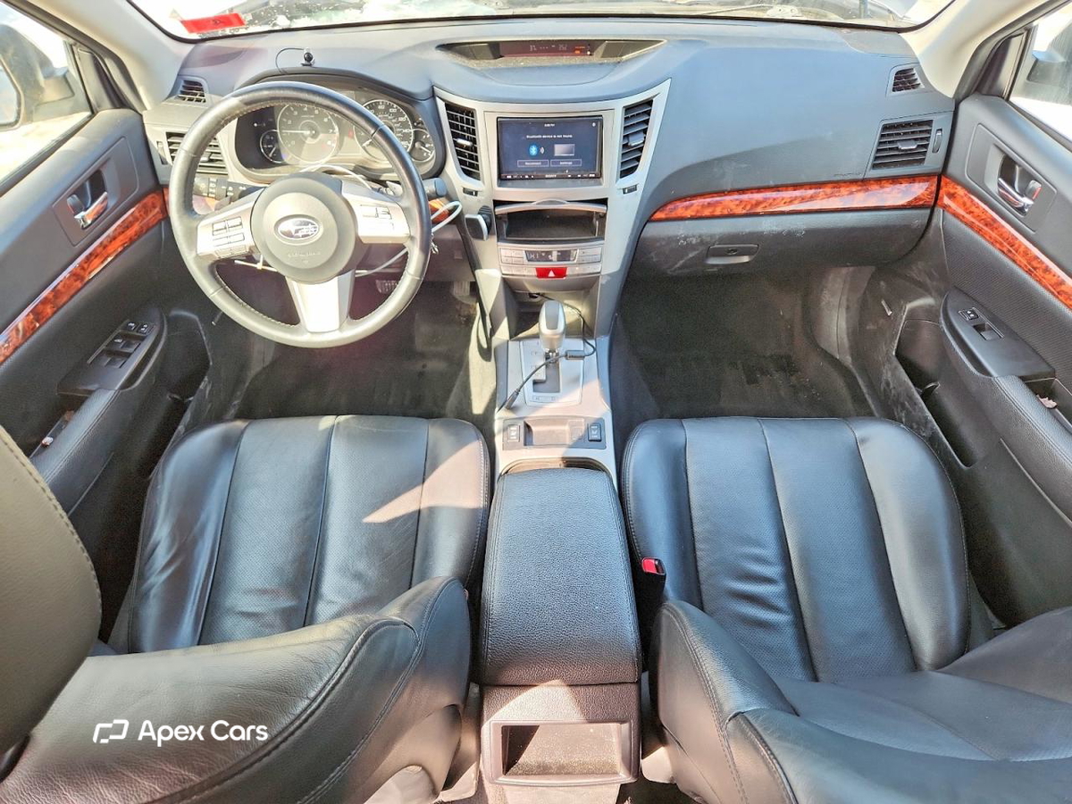 Subaru Outback 2011