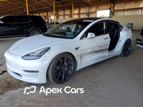Tesla Model 3 2018 - Image 1 of 13