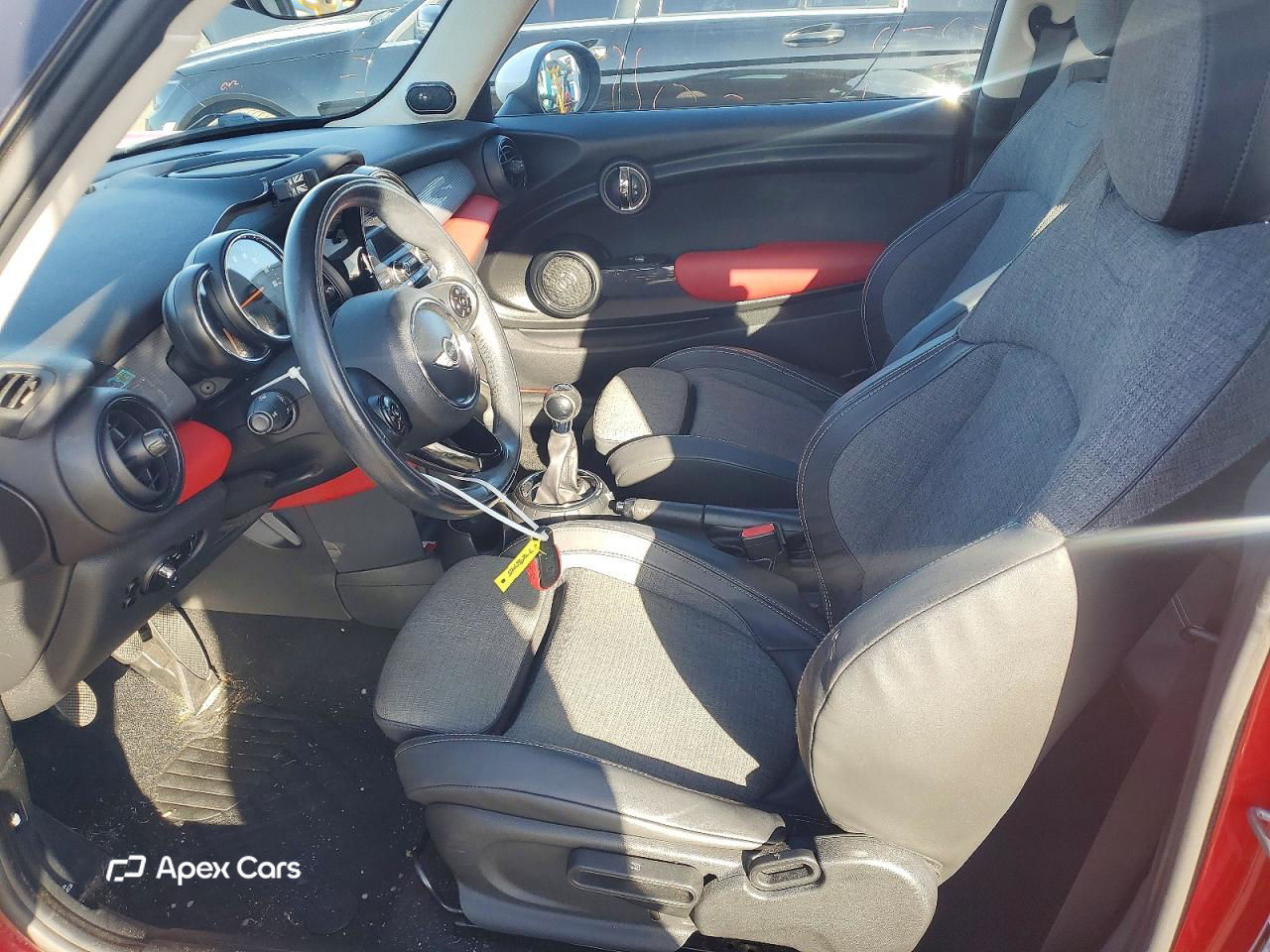 MINI Cooper 2015