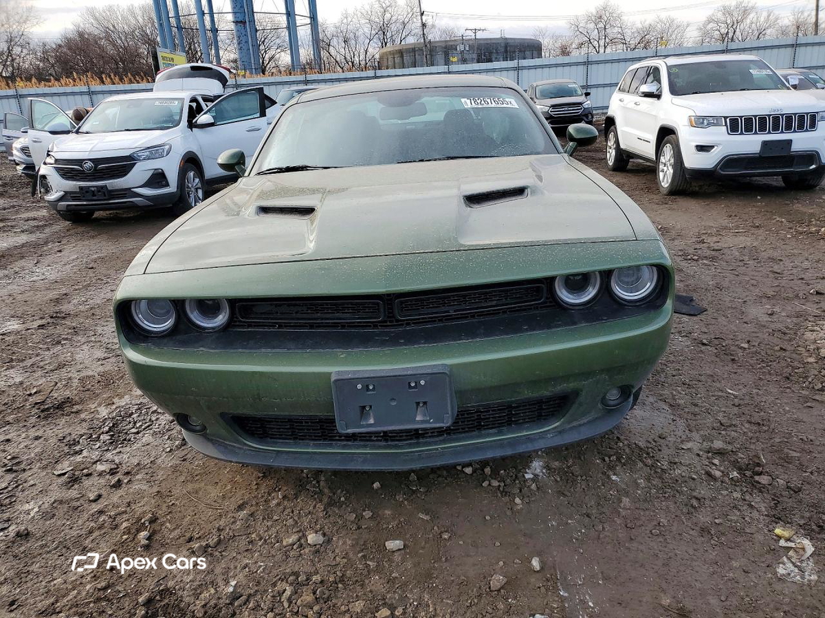 Dodge Challenger 2021