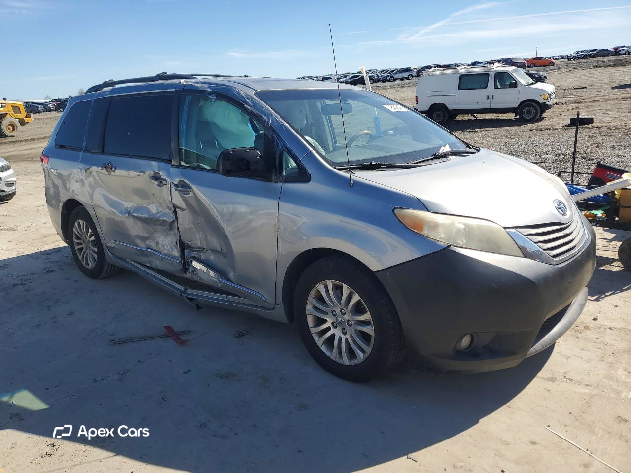 Toyota Sienna 2011