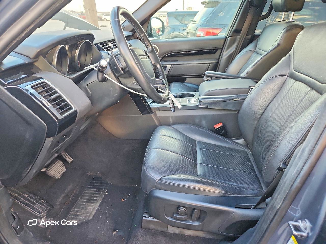 Land Rover Discovery 2020