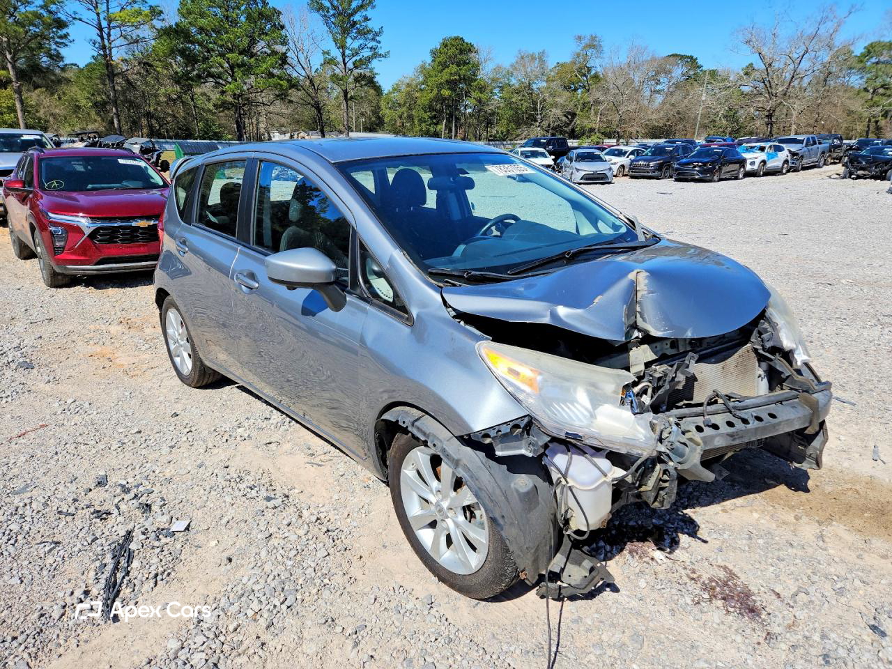 Nissan Versa 2015