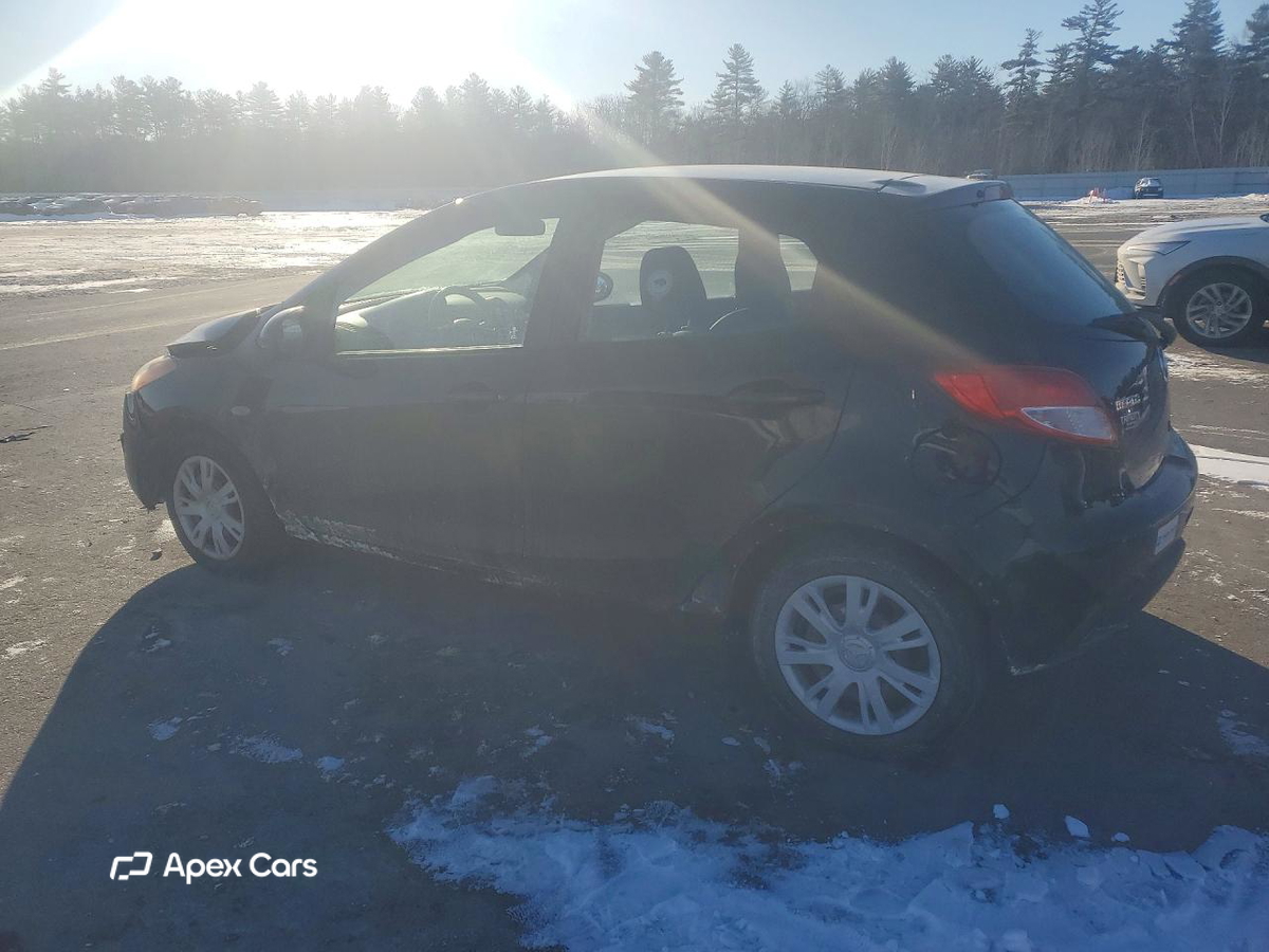 Mazda 2 2012