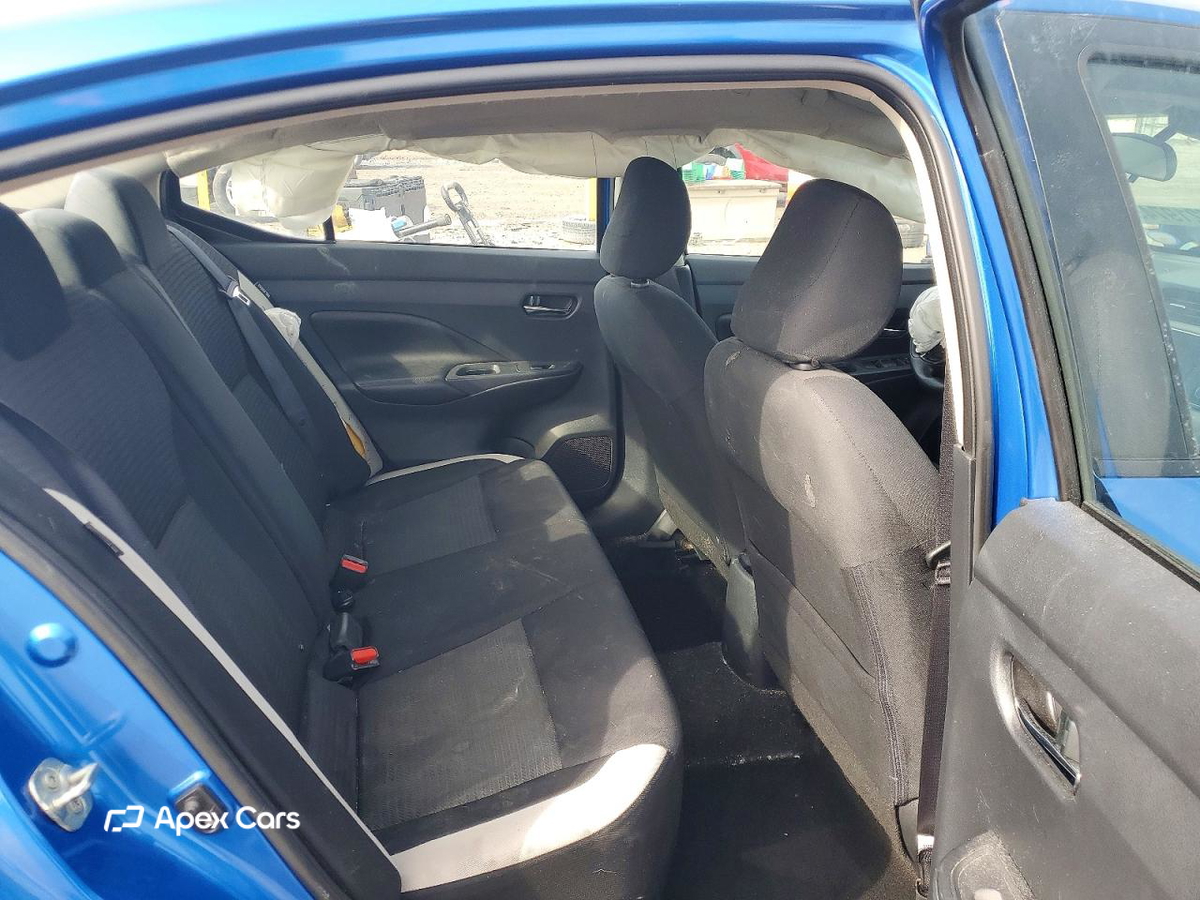 Nissan Versa 2020