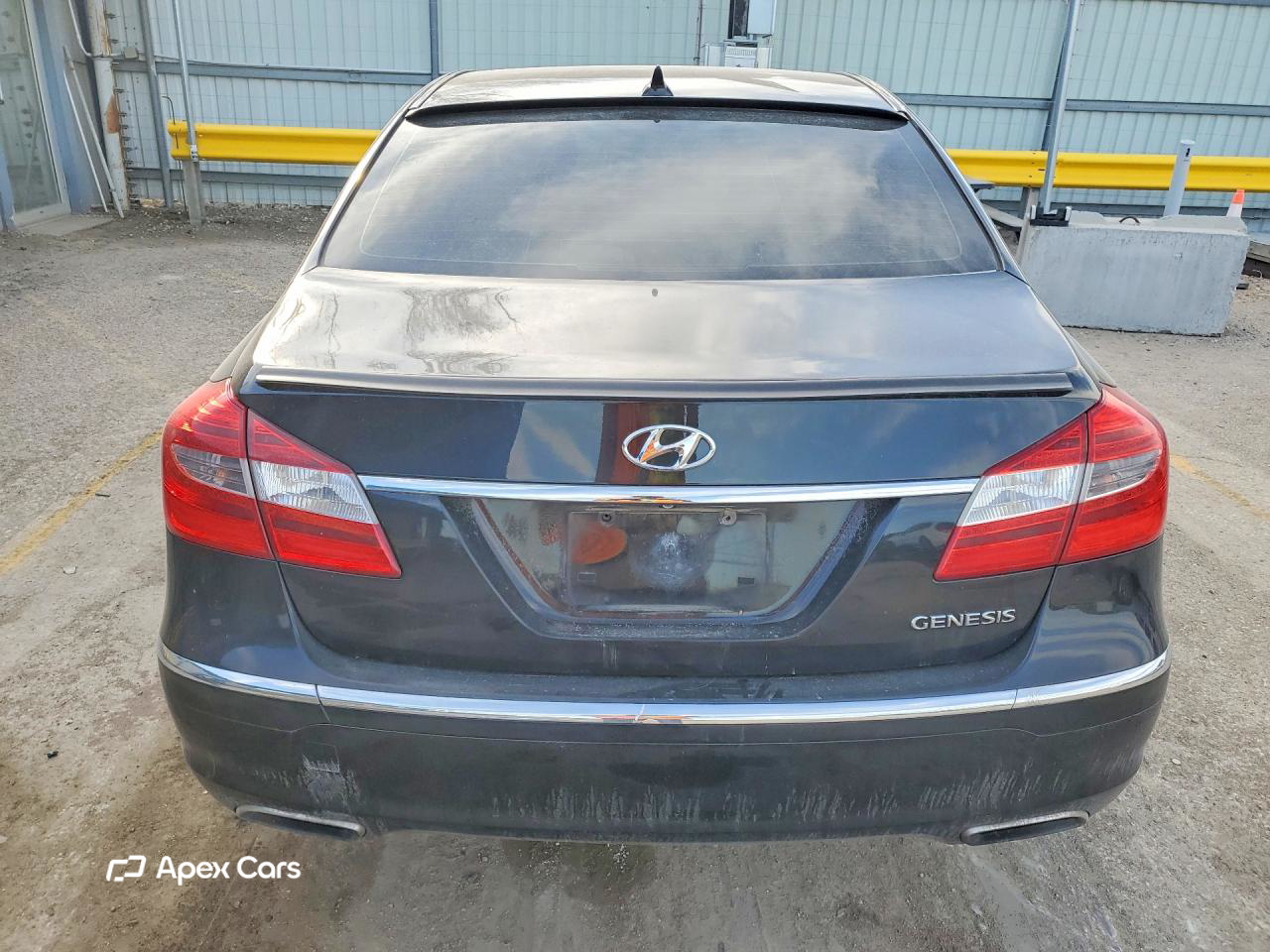 Hyundai Genesis 2012