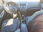 Hyundai Accent 2015