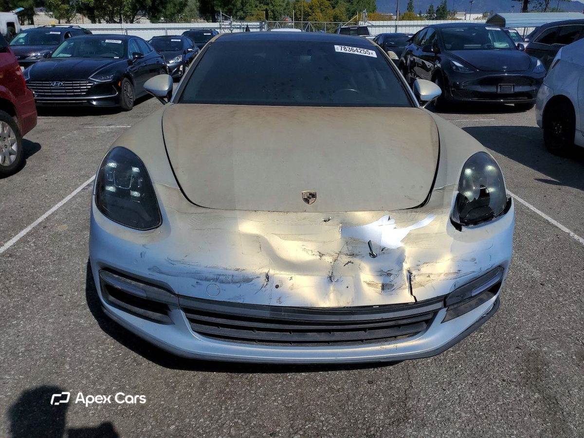 Porsche Panamera 2018