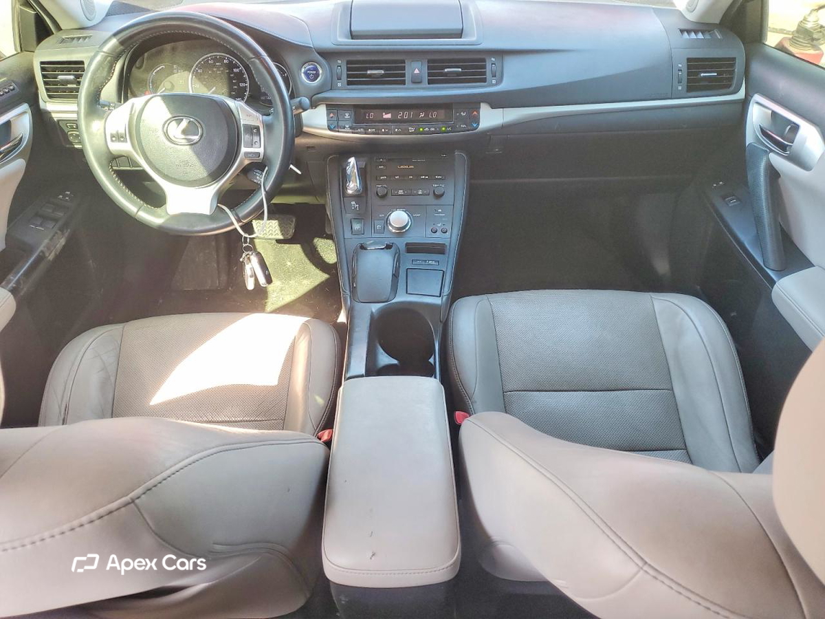 Lexus CT 2012