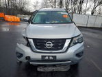 Nissan Pathfinder 2018