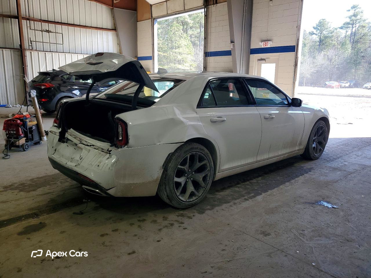 Chrysler 300 2023