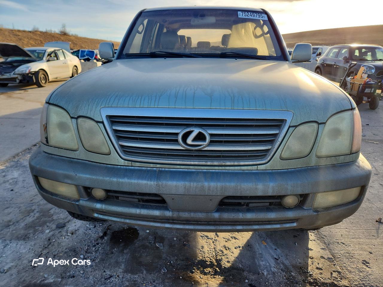 Lexus LX 2003