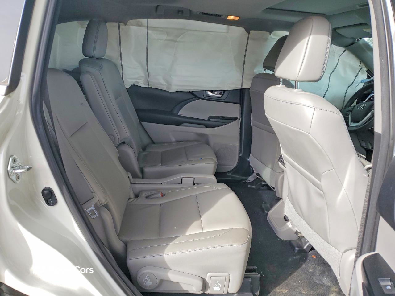 Toyota Highlander 2016