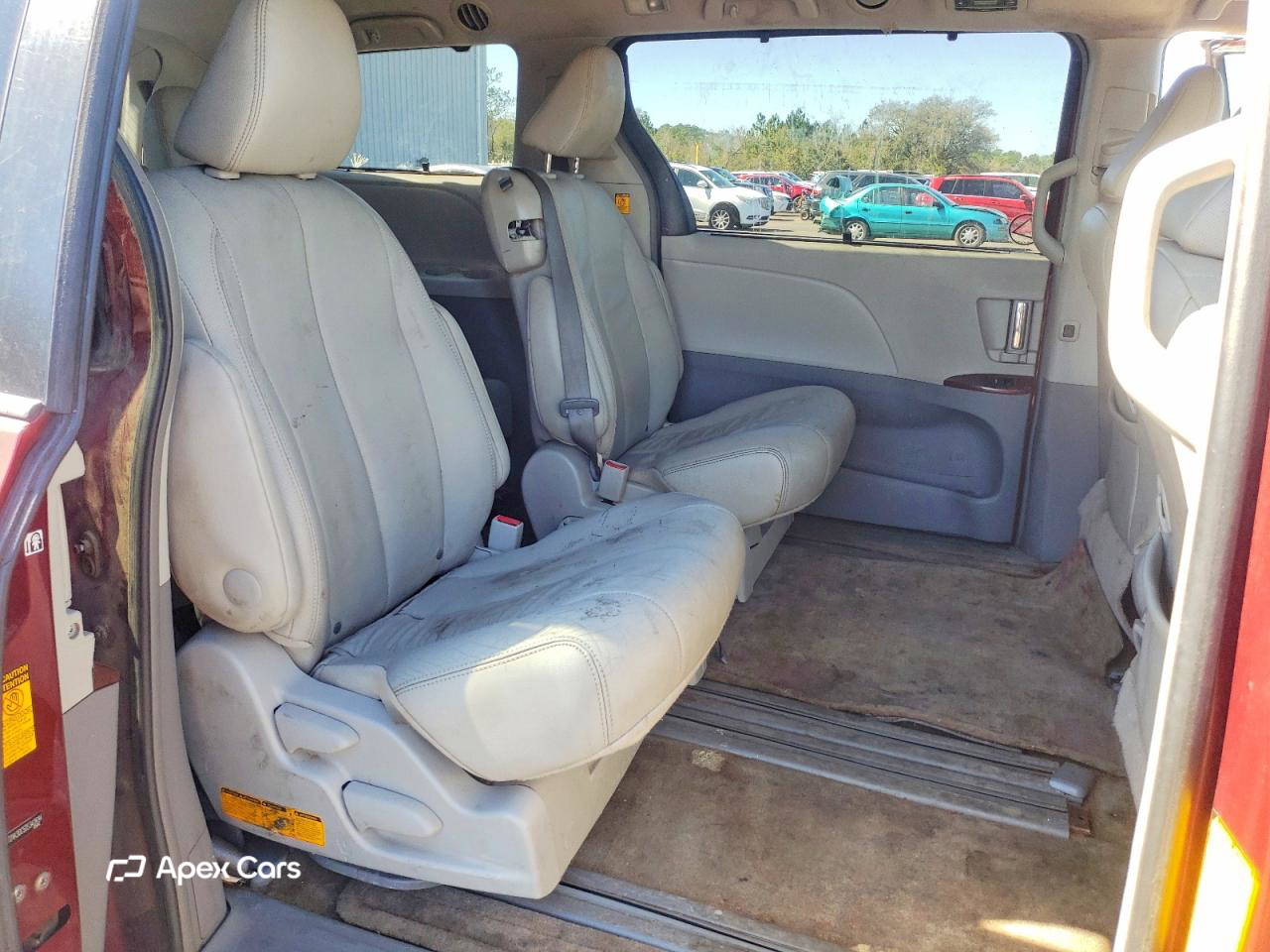 Toyota Sienna 2013