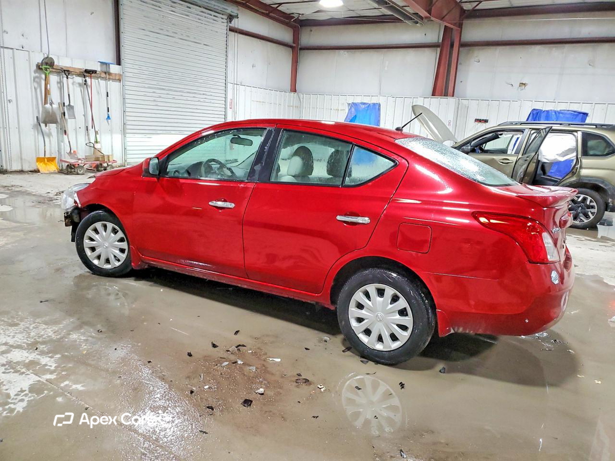 Nissan Versa 2013