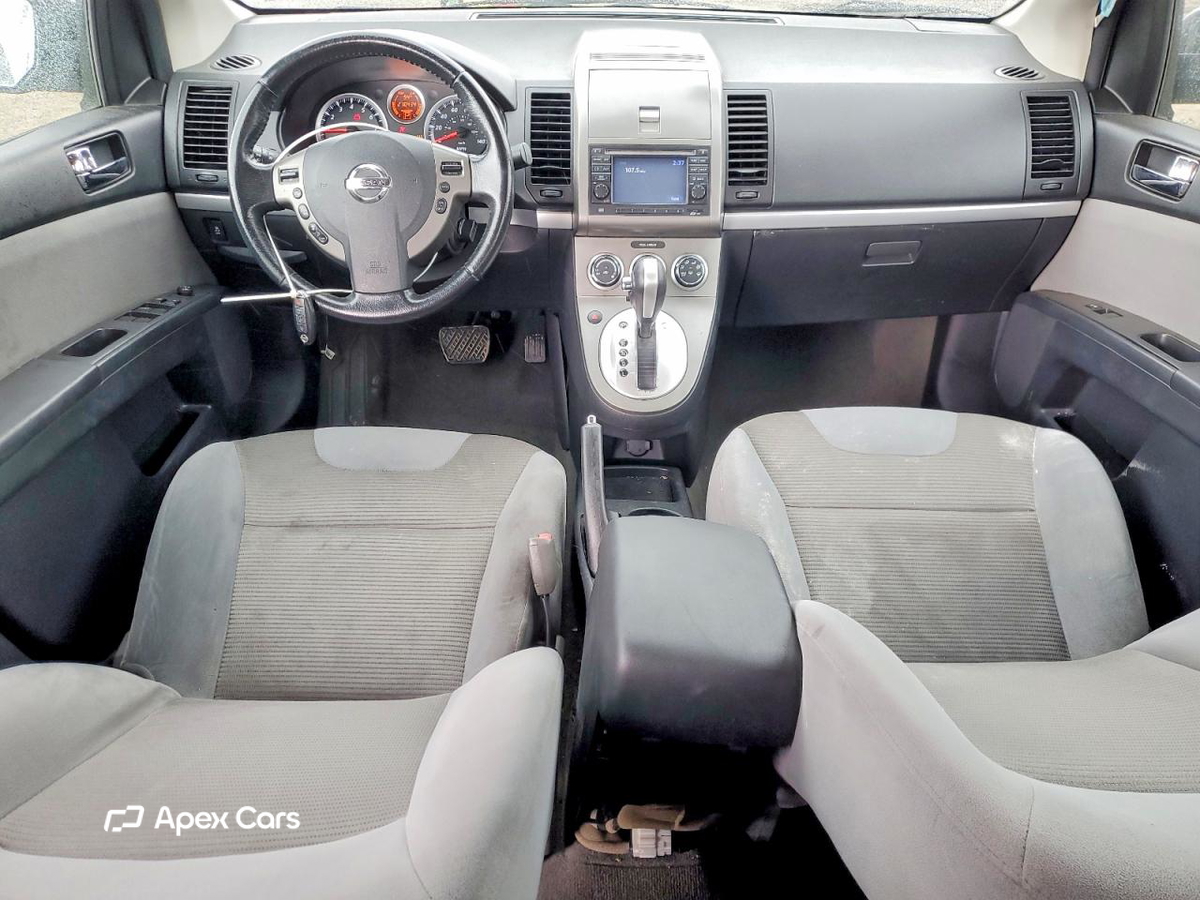 Nissan Sentra 2012