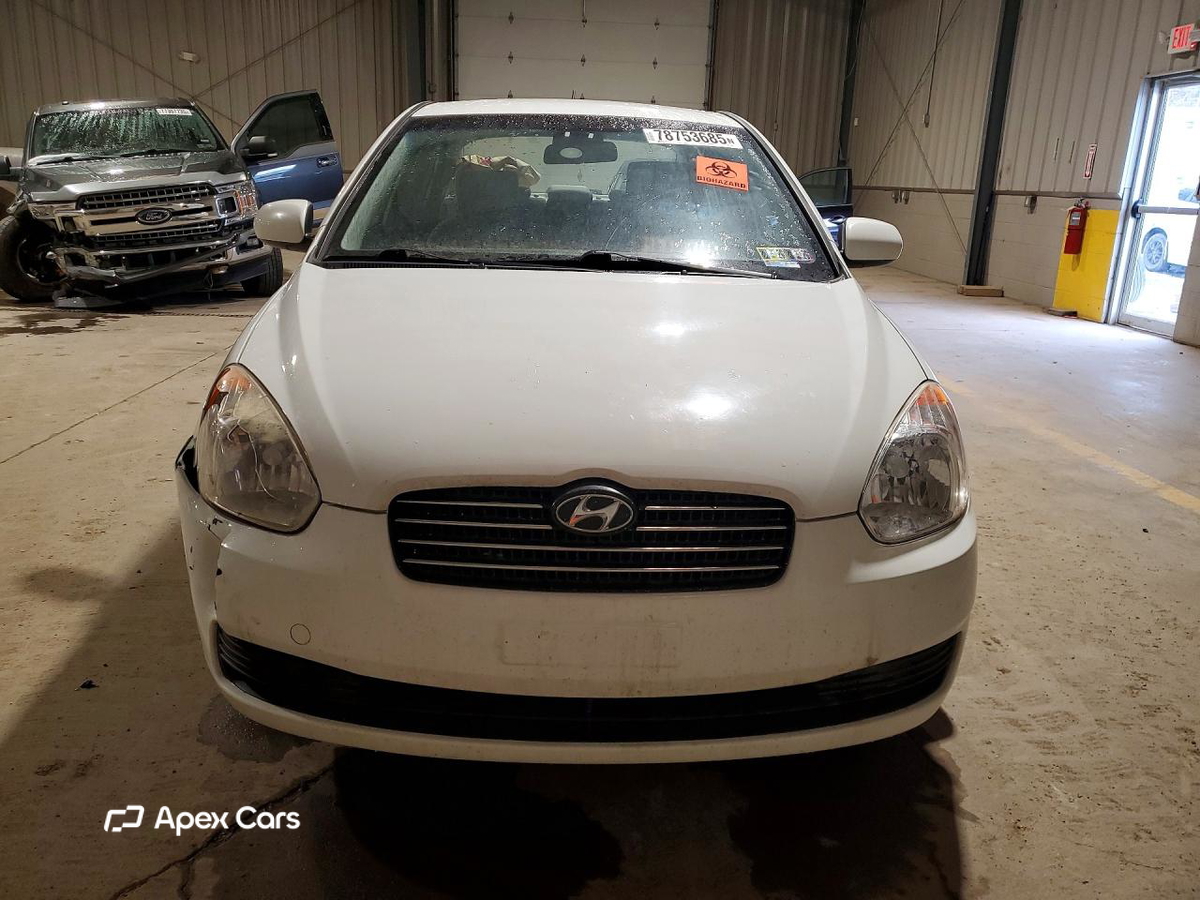Hyundai Accent 2011