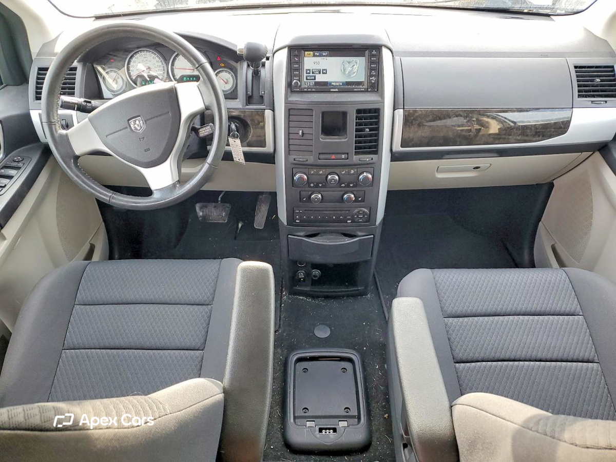 Dodge Caravan 2010
