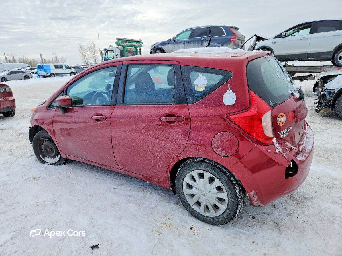 Nissan Versa 2015