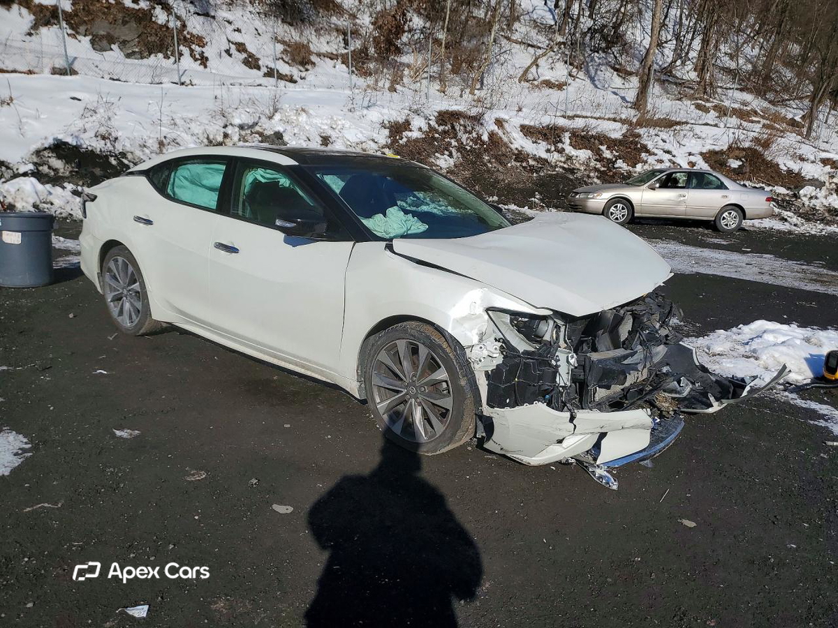 Nissan Maxima 2019