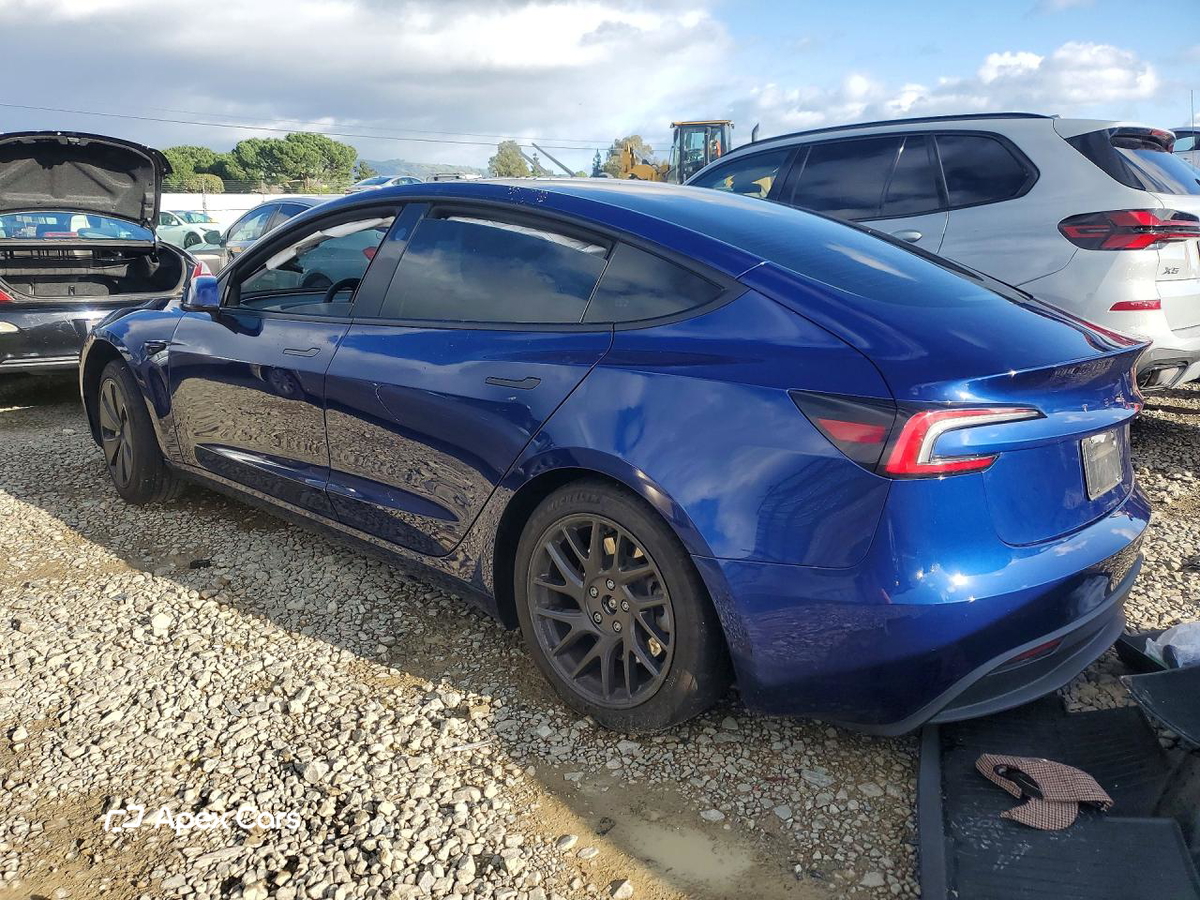 Tesla Model 3 2024
